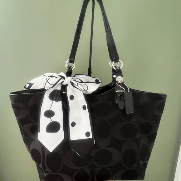 Coach Black Signature Canvas Leather Satchel - Picture 1 of 7